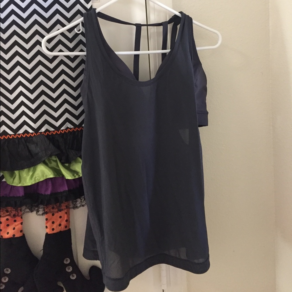 Lululemon tank with built in Bra